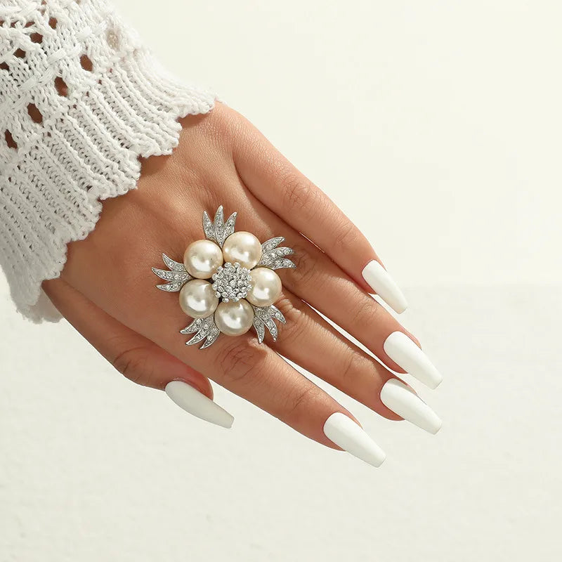 Exaggerated Diamond-Studded Pearl Flower Ring Fashion Retro New Light Luxury Open Ring