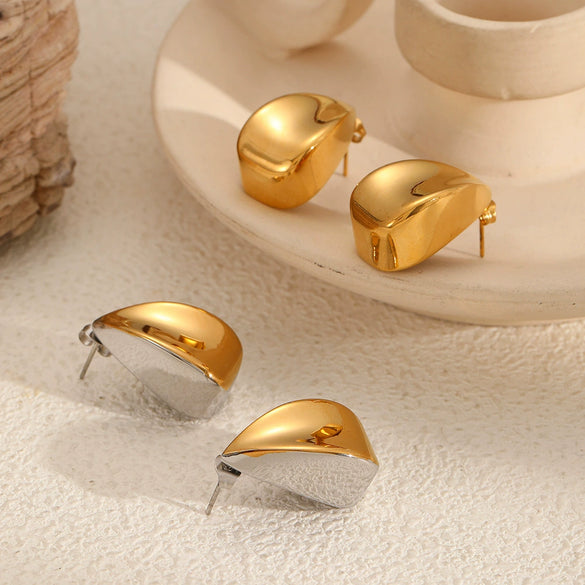Exaggerated Dropshaped Stainless Steel Women's Earrings With Electroplating Design