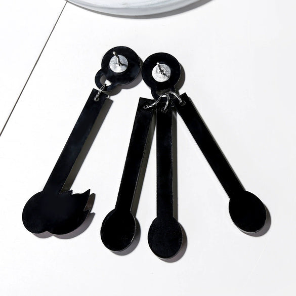 Exaggerated Fashionable Hip Hop Funny Creative Acrylic Geometric Earrings For Street Shooting And Nightclub