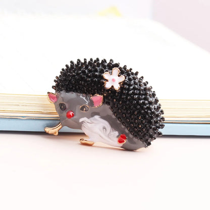 Exaggerated Funny Animal Alloy Unisex Brooches