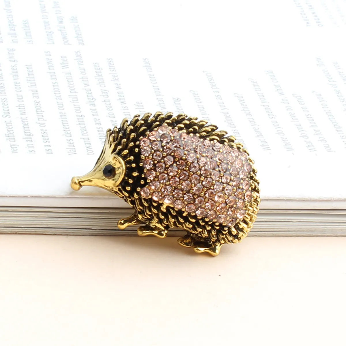 Exaggerated Funny Animal Alloy Unisex Brooches