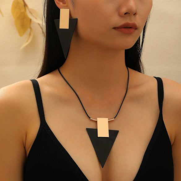 Exaggerated Geometric Alloy Earrings And Necklace For Women Electroplated With Square Spiral Vortex Pattern