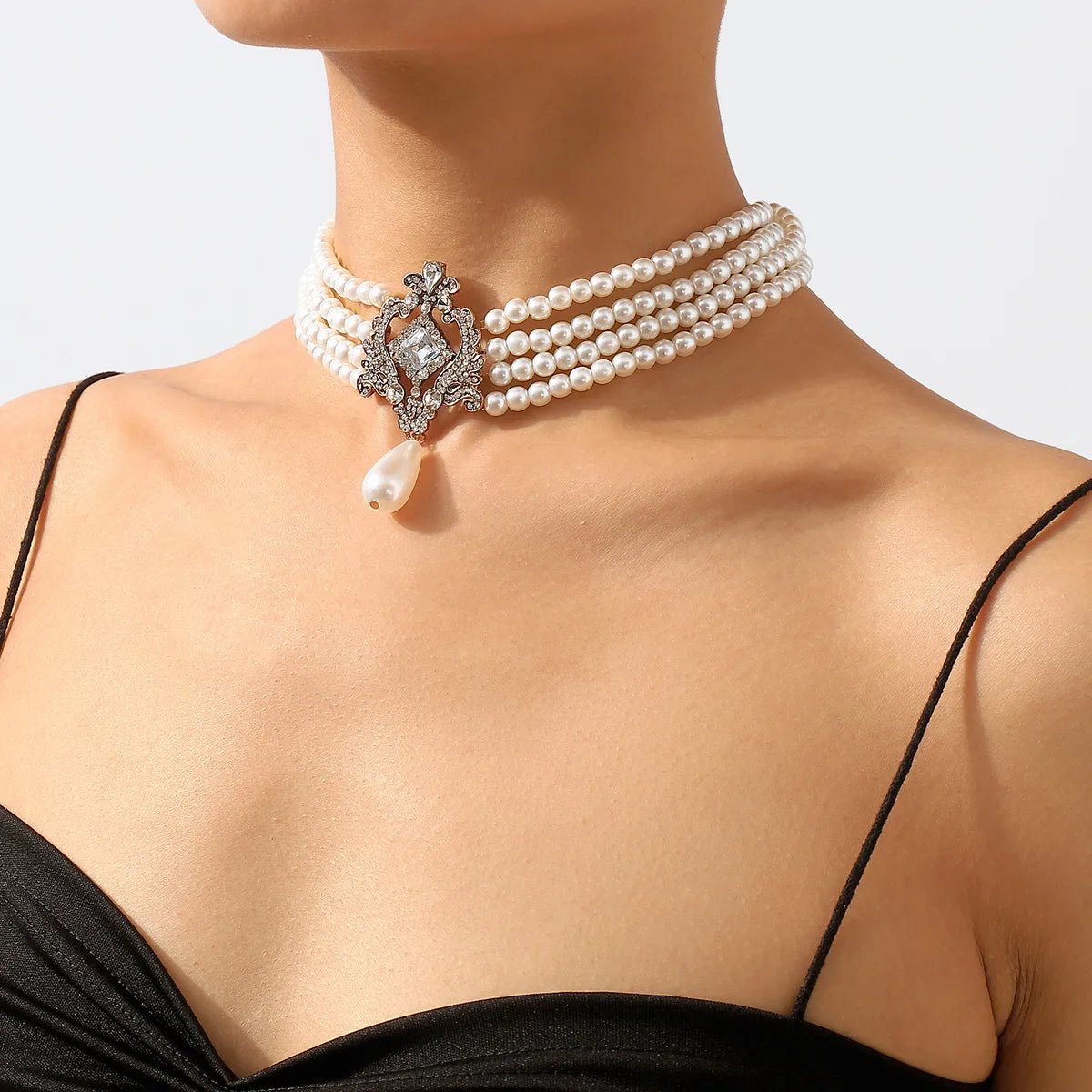 Exaggerated Geometric Imitation Pearl Alloy Beaded Rhinestones Women'S Choker