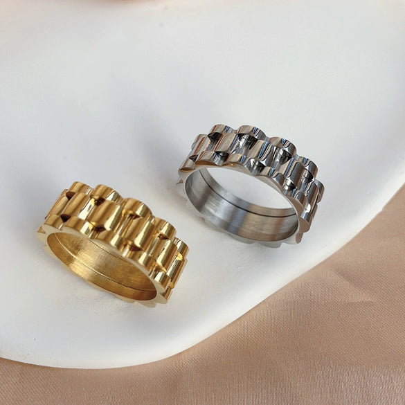 Exaggerated Geometric Thick Band Ring In Stainless Steel With Electroplated Gold Finish Unisex Statement Jewelry