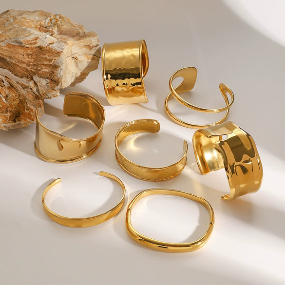 Exaggerated Gold Opening Bracelet In Stainless Steel With Geometric Style And Electroplating