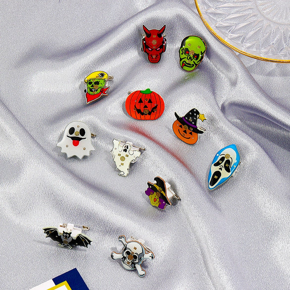Exaggerated Halloween Luminous Acrylic Brooch With Funny Led Cartoon Ghost Bat Pumpkin Head Badge Electroplated Costume Accessories