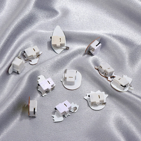 Exaggerated Halloween Luminous Acrylic Brooch With Funny Led Cartoon Ghost Bat Pumpkin Head Badge Electroplated Costume Accessories