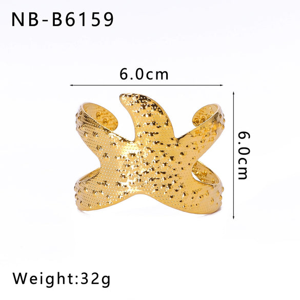 Exaggerated Hollow Flower Starfish Leaf Opening Women's Bracelet In Titanium And Stainless Steel With 18K Furnace Vacuum Plating