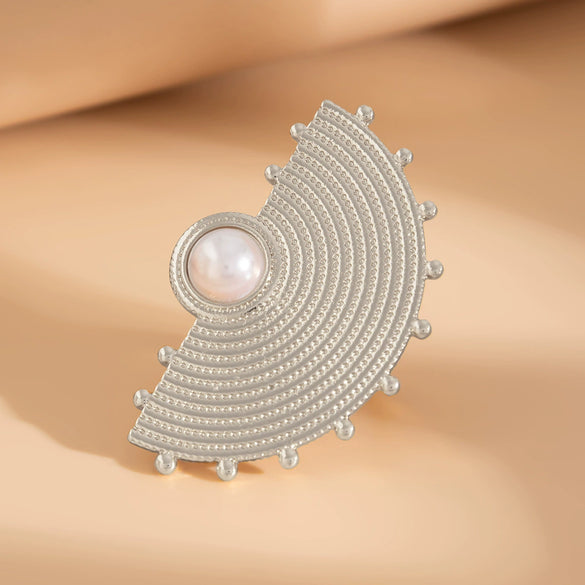 Exaggerated Irregular Feather Ring With Geometric Pearl Inlay Polished Zinc Alloy Statement Jewelry For Unisex Wear