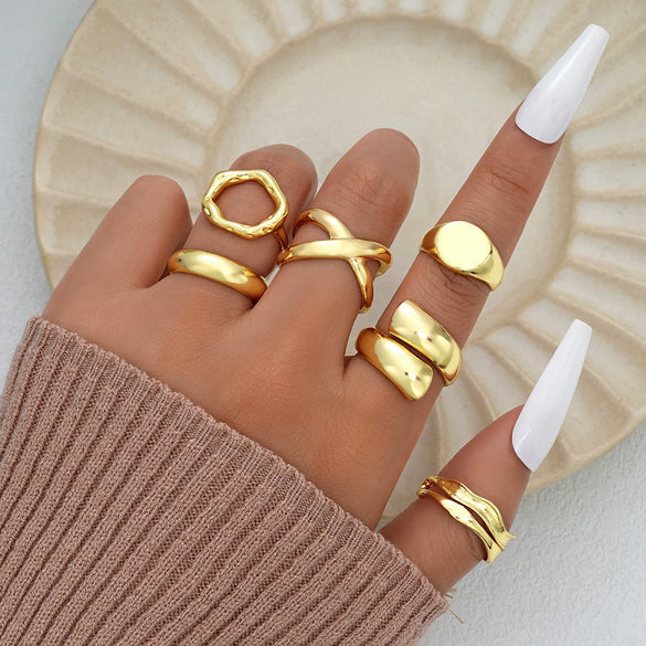 Exaggerated Lines Irregular Water Drop Glossy Alloy Ring Set For Women With Geometric Design And Electroplating