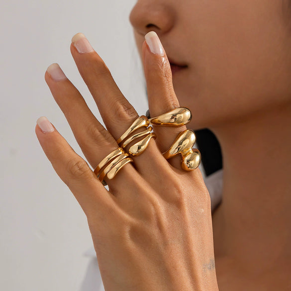 Exaggerated Metal Geometric Irregular Cutout Bracelet For Women With Electroplating