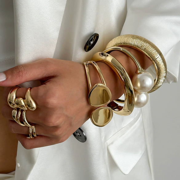 Exaggerated Metal Pearl Open Water Drop Wide Stripe Spring Buckle Electroplated Bracelet