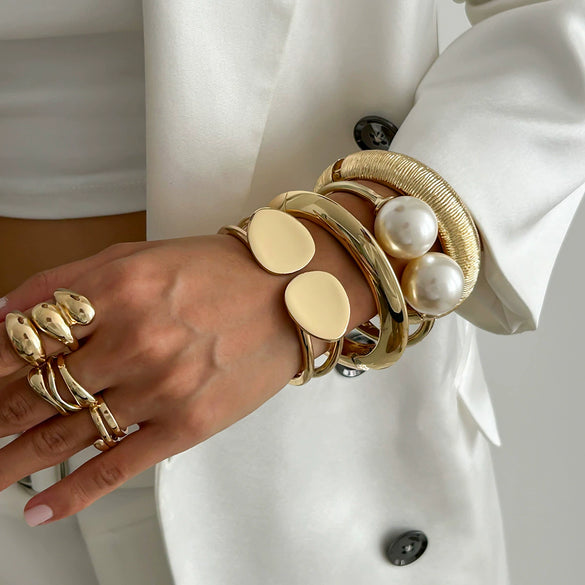 Exaggerated Metal Pearl Open Water Drop Wide Stripe Spring Buckle Electroplated Bracelet