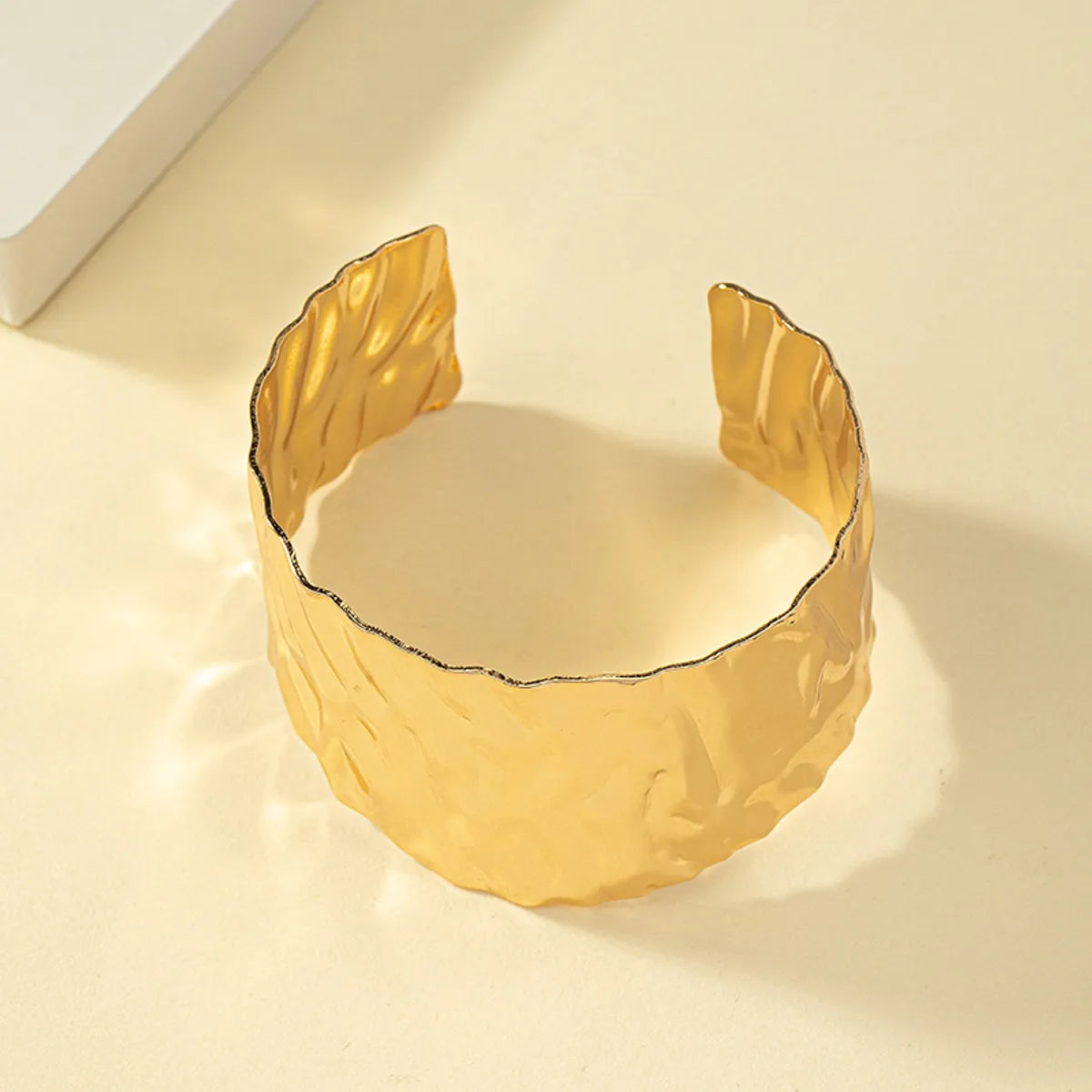 Exaggerated Modern Style Solid Color Alloy Wholesale Cuff Bracelets