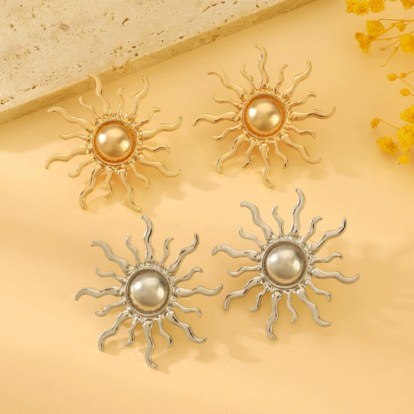 Exaggerated Retro Fashion Sunflower Alloy Earrings For Women With Electroplating Design