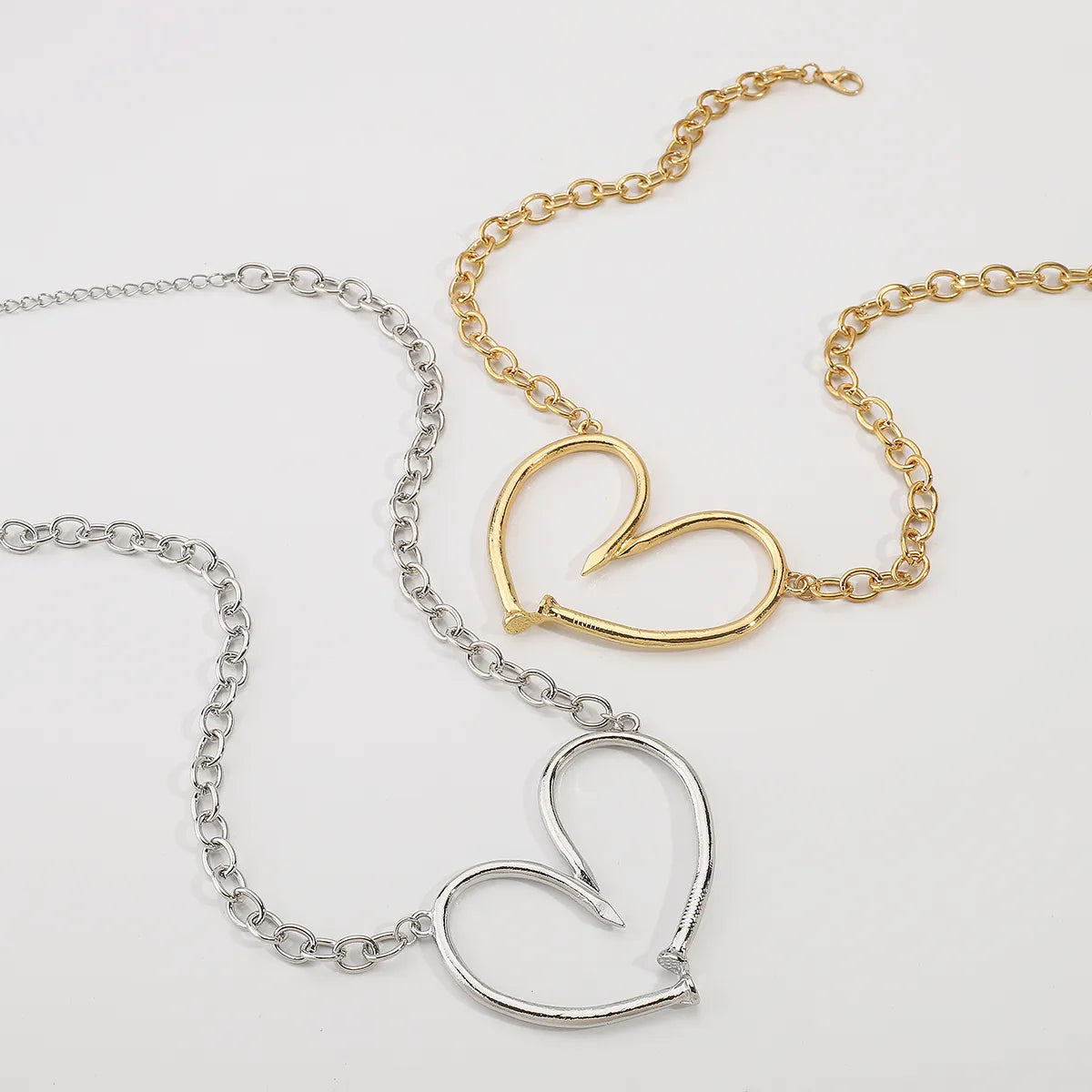 Exaggerated Simple Style Heart Shape Alloy Wholesale Necklace