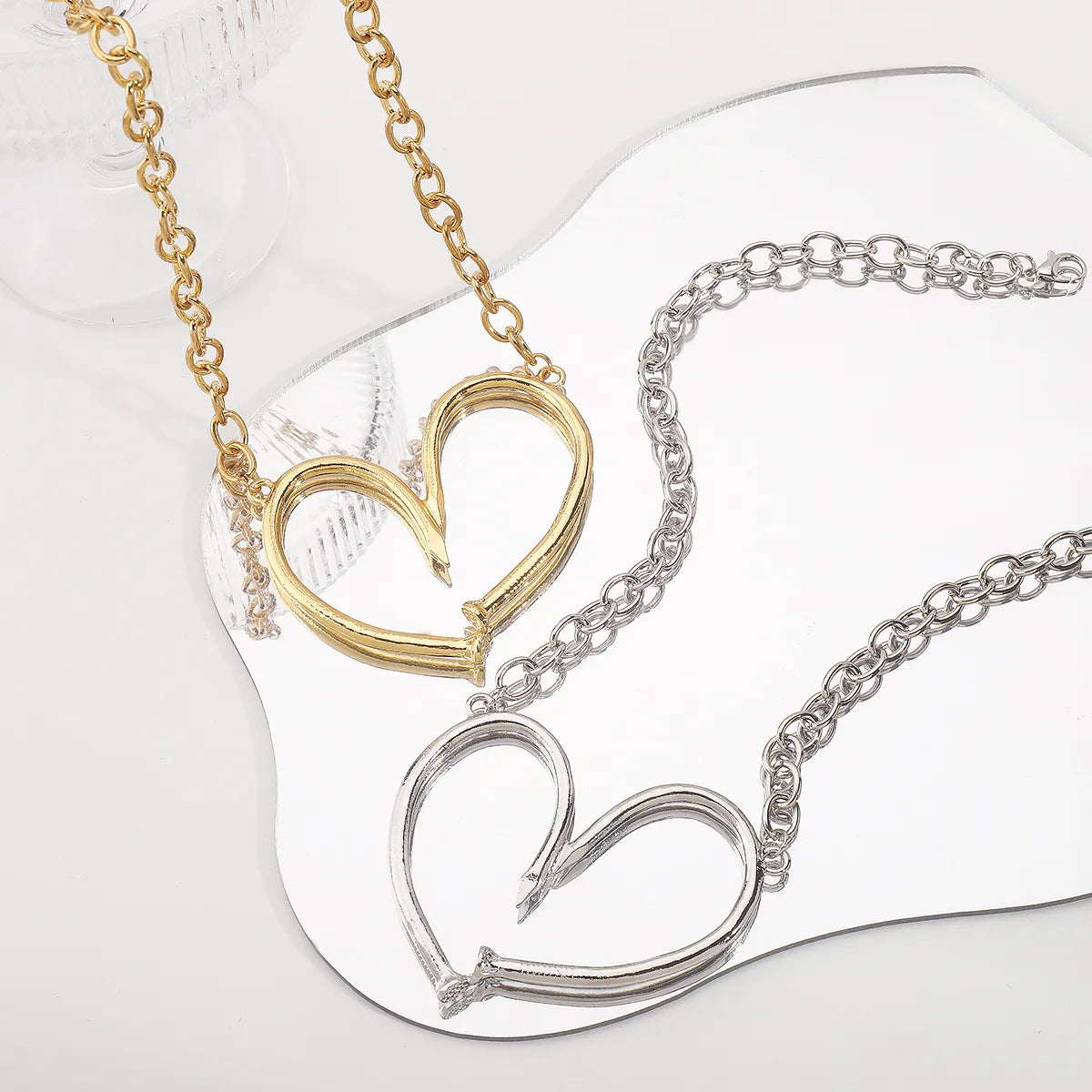 Exaggerated Simple Style Heart Shape Alloy Wholesale Necklace