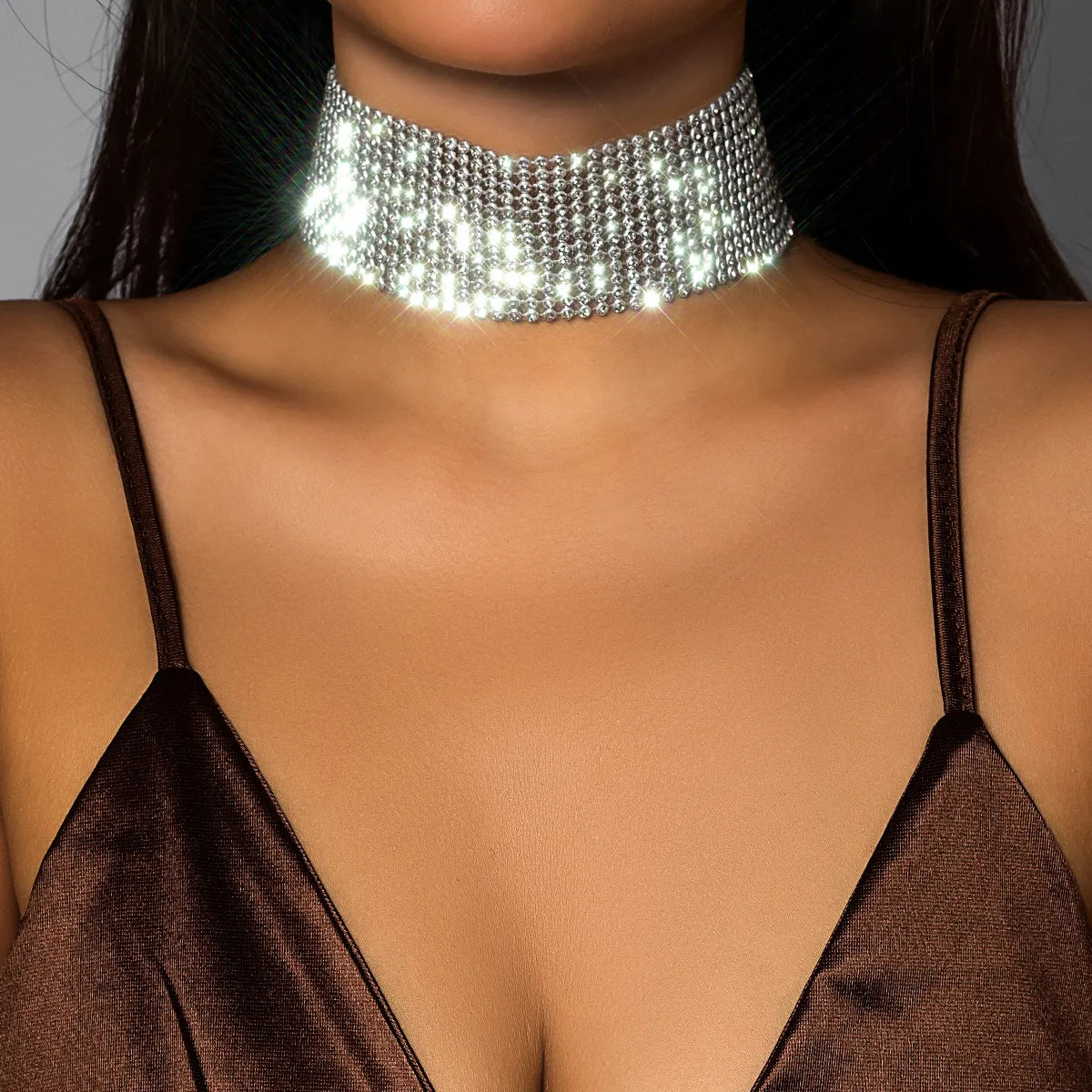 Exaggerated Simple Style Shiny Solid Color Rhinestone Aluminum Wholesale Choker