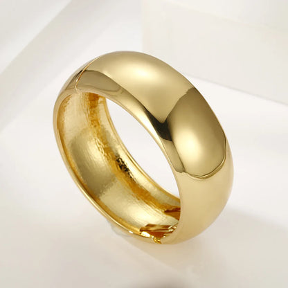 Exaggerated Solid Color Alloy Plating Gold Plated Women'S Bangle