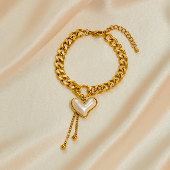 Exaggerated Stainless Steel Crooked Heart Pearl Necklace And Bracelet Set With Titanium Steel Chain And Electroplating Treatment