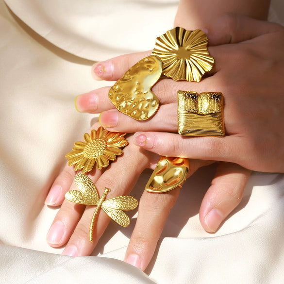 Exaggerated Stainless Steel Ring With Heart Flower Geometric Pattern And Electroplating Treatment