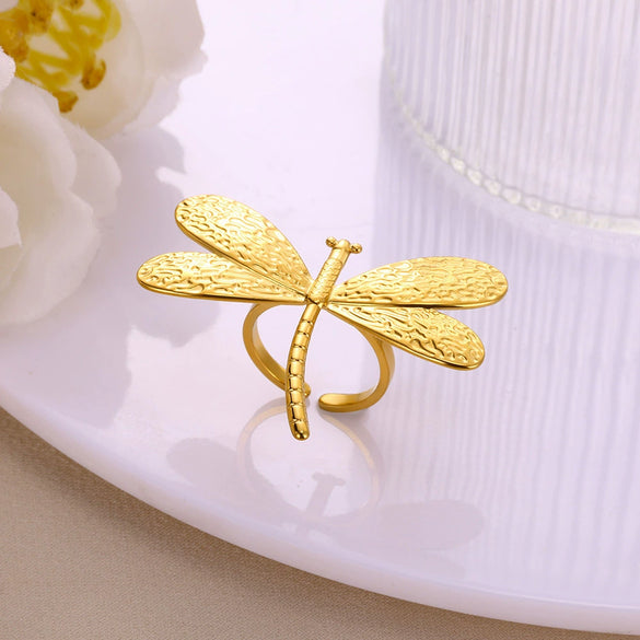 Exaggerated Stainless Steel Ring With Heart Flower Geometric Pattern And Electroplating Treatment