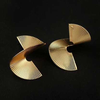 1 Pair Exaggerated Stripe Solid Color Plating Pleated Alloy Gold Plated Silver Plated Earrings