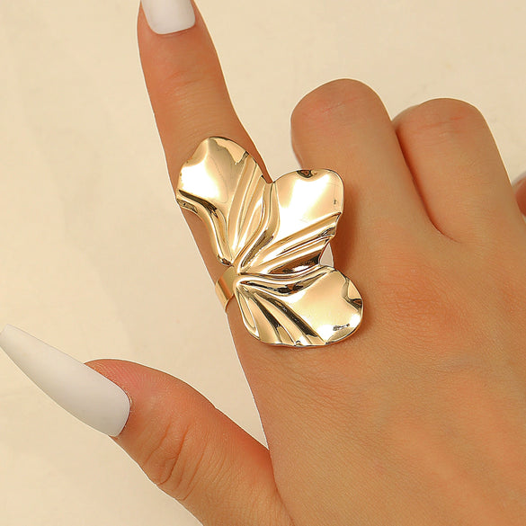 Exaggerated Stylish Geometric Metal Flower Leaf Alloy Ring For Women With Electroplating