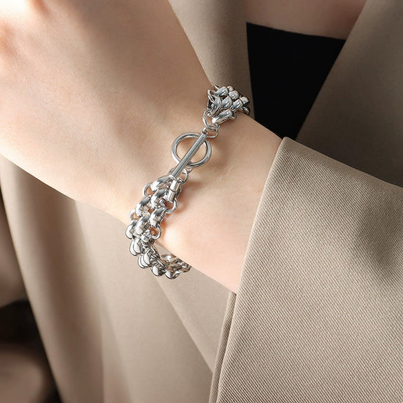 Exaggerated Trendy Cool Elegant Jewelry Suit With Buckle Design Thick Chain Personality Necklace And All Match Gold Plated 316L Stainless Steel Bracelet Electroplated