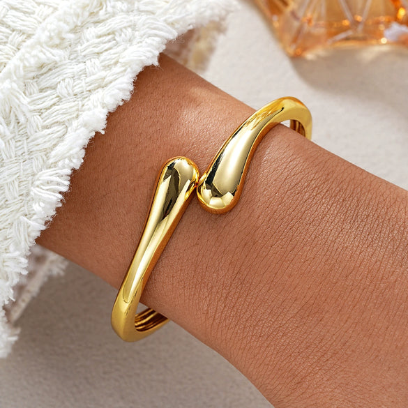 Exaggerated Water Drop Open Bracelet Metal Alloy Metallic Glaze Electroplated Hand Jewelry