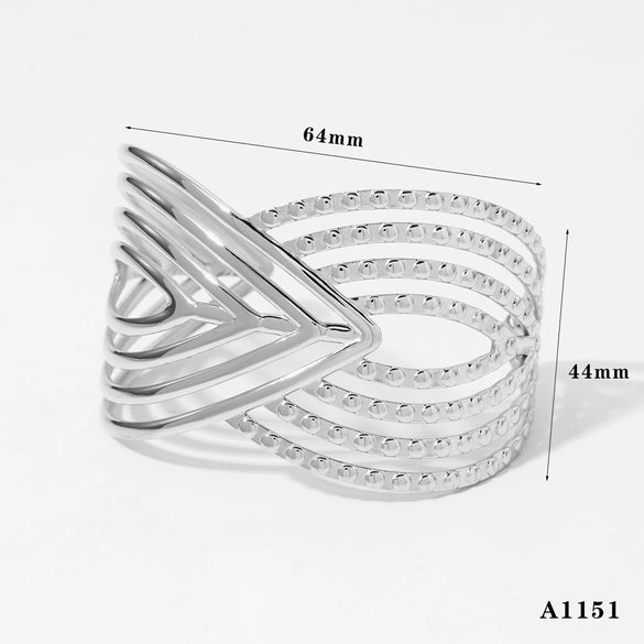 Exaggerated Widesided Hollow Ginkgo Leaf Stainless Steel Bracelet For Women With Electroplating