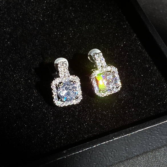 Exquisite Square Platinum Plated Copper Ladies Earrings With Full Diamond Inlaid Zircon For Wholesale