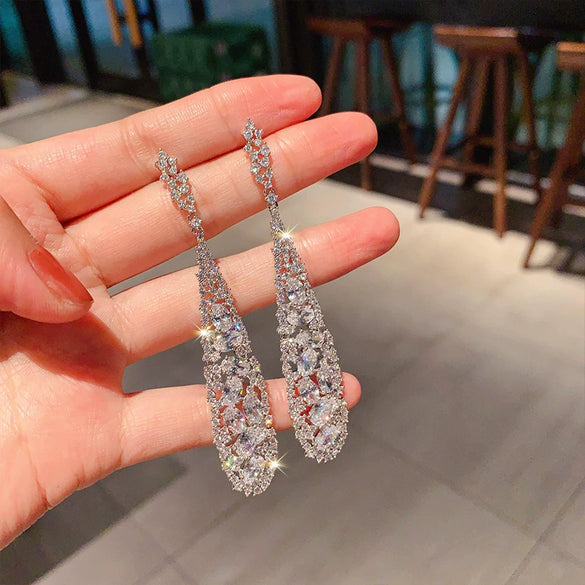 Exquisite Super Flash Inlaid Rhinestone Drop Shaped Hollow Electroplated Earrings For Women