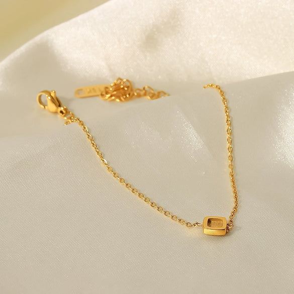 Exquisite Ultra Thin Chain Bracelet With Square Pendant For Women 18K Gold Plated Stainless Steel Geometric Pattern Electroplated