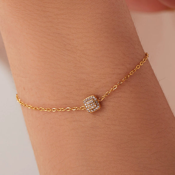 Exquisite Ultra Thin Chain Bracelet With Square Pendant For Women 18K Gold Plated Stainless Steel Geometric Pattern Electroplated