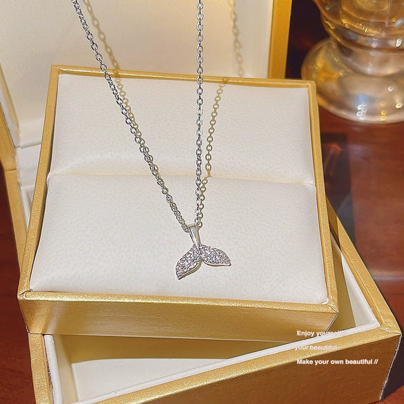 Fashion Accessories Titanium Steel Women's Light Luxury Cross Chain Necklace Set With Pearls Geometric Design