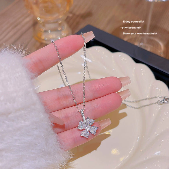 Fashion Accessories Titanium Steel Women's Light Luxury Cross Chain Necklace Set With Pearls Geometric Design