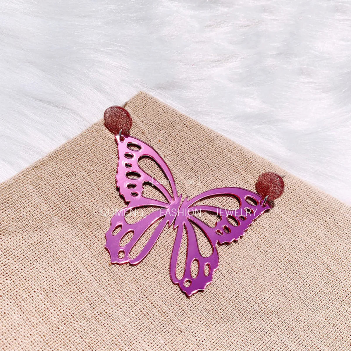 Fashion Acrylic New Earrings Left And Right Separated Butterfly Wings Hollow Earrings