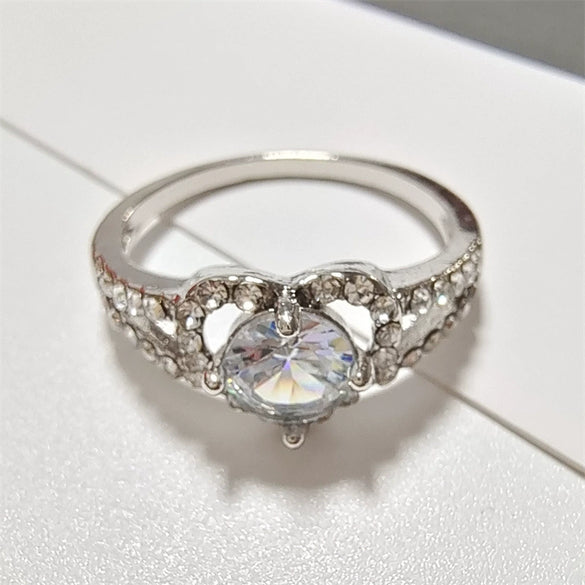 Fashion Alloy Heart Shaped Ring For Women Simple Electroplated Geometric Heart Jewelry With Diamond Accent Couple Style