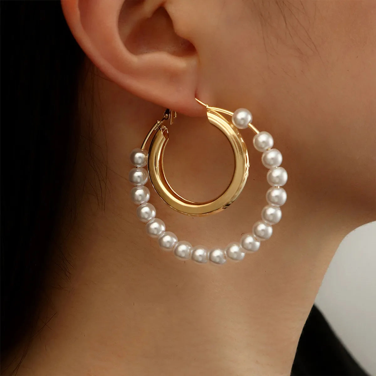 Fashion Alloy Pearl Circle Earrings Simple Sweet Women's Jewelry