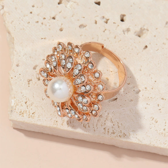 Fashion Alloy Sunflower Flower Ring With Electroplated Finish Simple Trendy Adjustable Open Ring For Unisex Wear