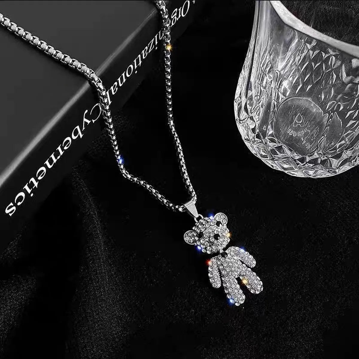 Fashion Bear Alloy Inlay Rhinestones Women's Pendant Necklace 1 Piece