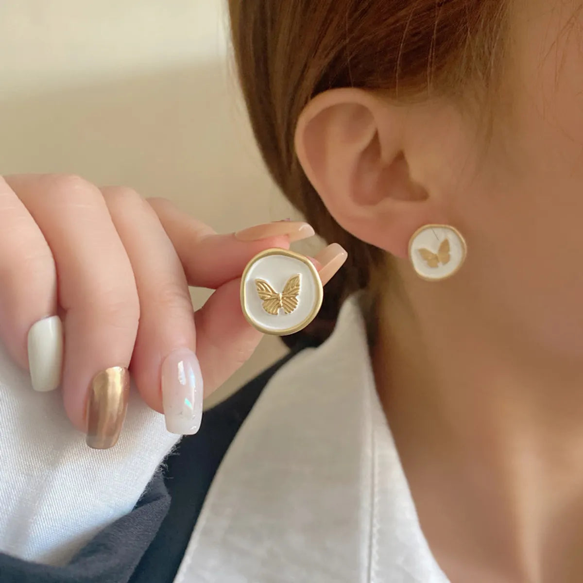 Fashion Bow Knot Alloy Enamel Women's Ear Studs 1 Pair