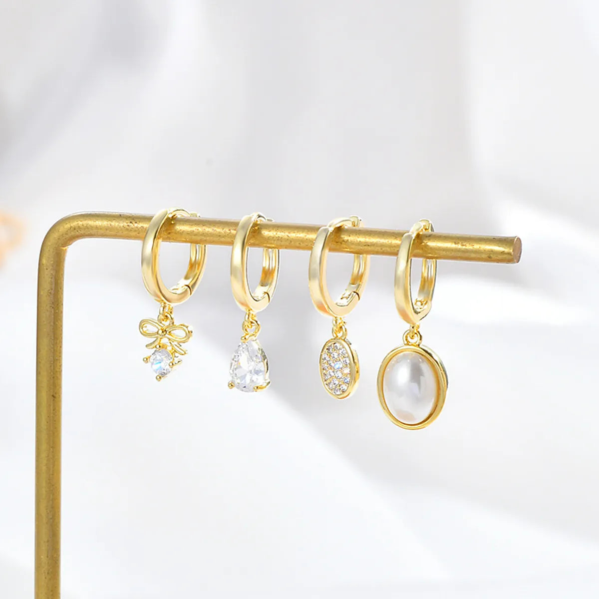 Fashion Bow Knot Copper Inlay Zircon Dangling Earrings 2 Pairs