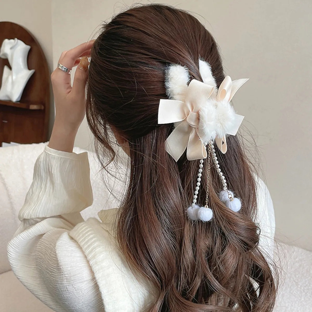 Fashion Bow Knot Plush Handmade Hair Claws 1 Piece