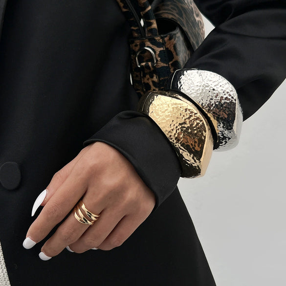 Fashion Bracelets Alloy Asymmetrical Exaggerated Simple Versatile Electroplating