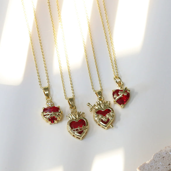 Fashion Brass Heartshaped Pendant Clavicle Chain Jewelry With Electroplating For Women
