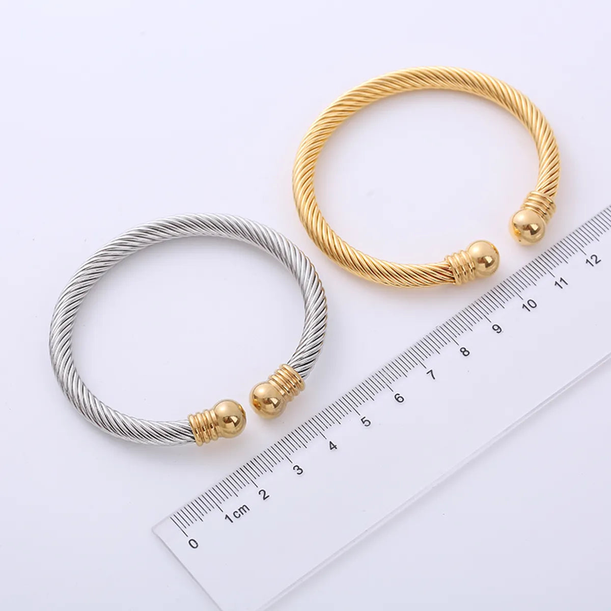 Fashion Bulb Stainless Steel Bangle 1 Piece