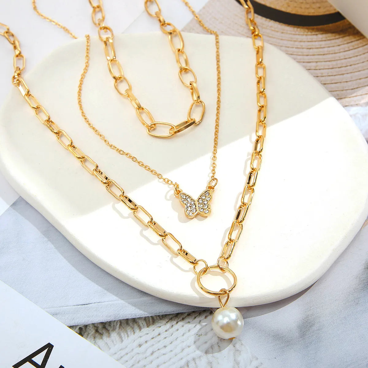 Fashion Butterfly Alloy Inlay Artificial Pearls Rhinestones Women's Clavicle Chain Layered Necklaces 1 Piece