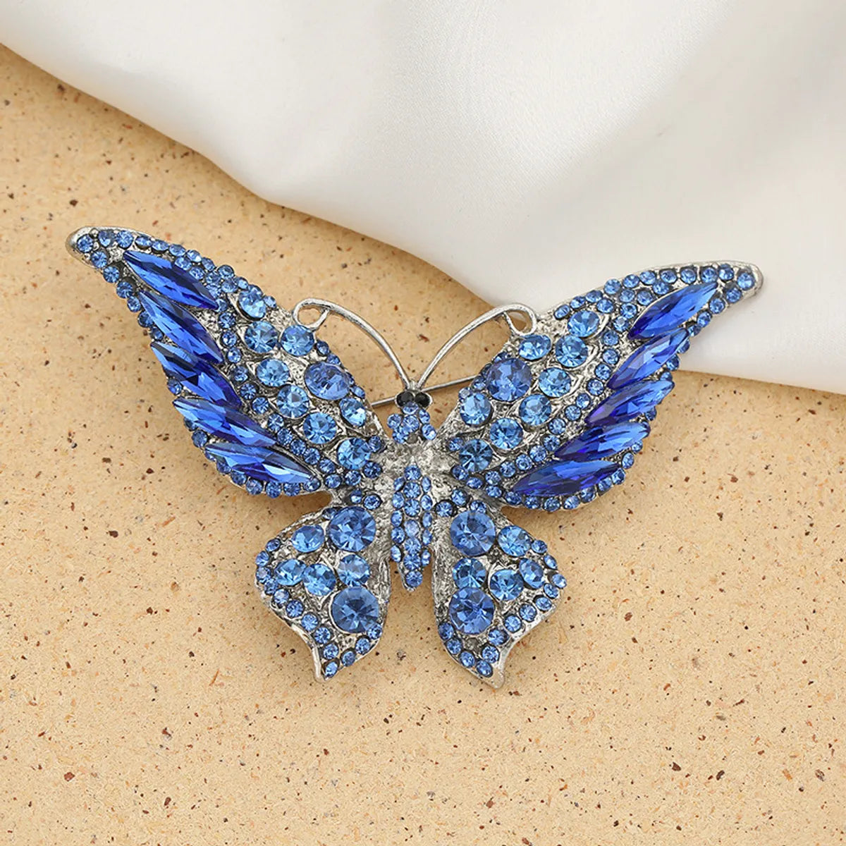 Fashion Butterfly Alloy Inlay Rhinestones Women'S Brooches